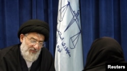 Mantan Kepala Kehakiman Iran Ayatollah Mahmoud Hashemi Shahroudi. (Foto: dok). 