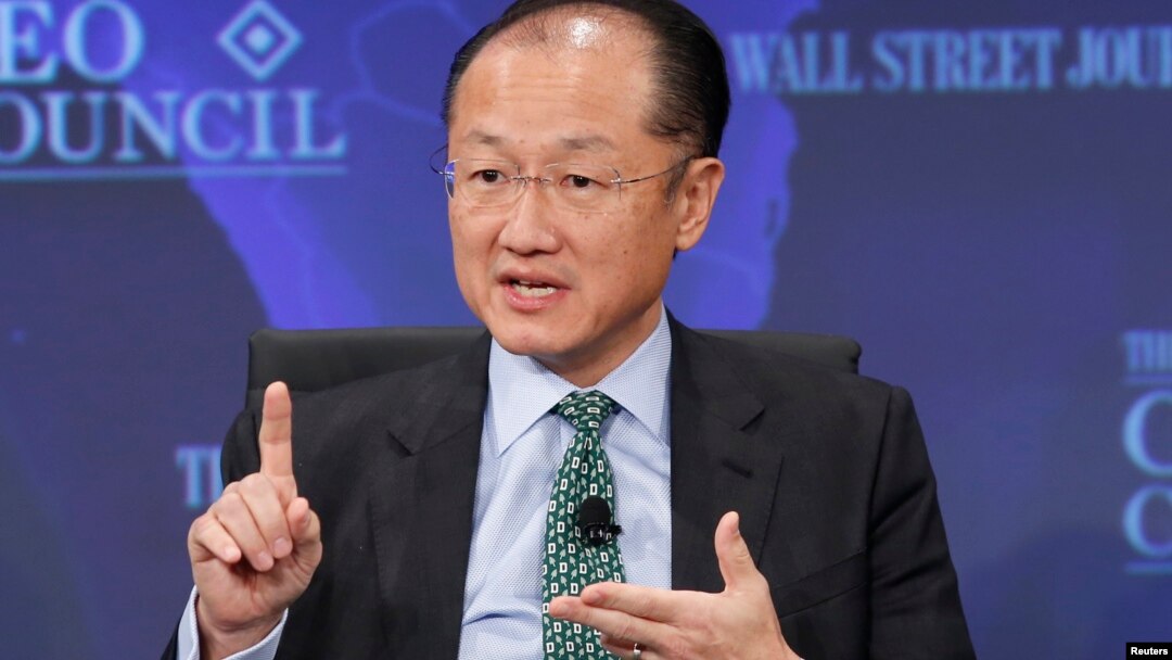 Jahon bank prezidenti Jim Yong Kim. Bank Vashingtonda asoslangan xalqaro tashkilot bo'lib, asosiy maqsadi davlatlarga taraqqiy etishda yordamlashish, quyi foizda qarzlar berib, iqtisodiy-ijtimoiy rivojlanishda hissa qo'shish. 
