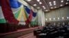 Le parlement centrafricain lors de la réception du secrétaire général de l'ONU Antonio Guterres, le 27 octobre 2017 à Bangui. (Photo by ALEXIS HUGUET / AFP)