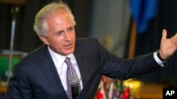 Ketua Komite Hubungan Luar Negeri Senat AS, Bob Corker (foto: dok)>