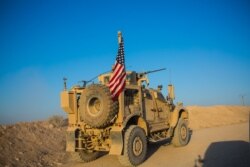 U.S. forces patrol the countryside near the Turkish border in the Al-Bab countryside, Aug. 30, 2019. (VOA/Y. Boechat)