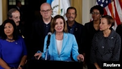 Nancy Pelosi ha viajado a Centroamérica con una delegación bipartidista que visitará también El Salvador y Honduras.