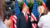 Koresponden VOA Greta Van Susteren mewawancarai Presiden Donald Trump di Singapura, 12 Agustus 2018.