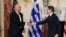 Le secrétaire d'État américain Antony Blinken et le ministre grec des Affaires étrangères Nikos Dendias.