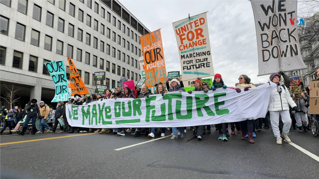 La protesta busca centrar la atención en los derechos femeninos y reproductivos, los derechos LGBTQ, inmigración, clima y democracia, no únicamente en torno a Trump.