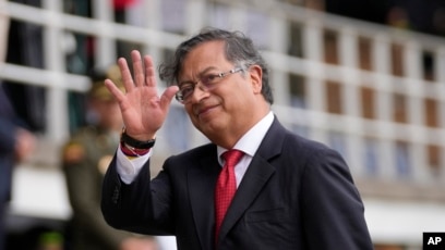 Petro dice que el ELN ya definió su equipo de negociadores