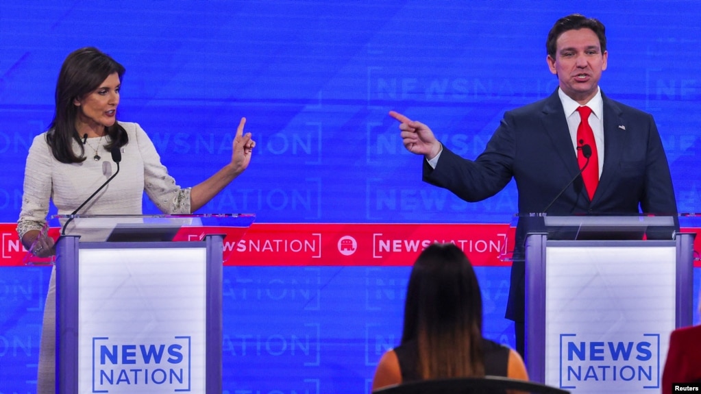 美国共和党总统参选人2023年12月6日举行2023年最后一回合党内辩论。佛罗里达州州长罗恩·德桑蒂斯（Ron DeSantis， 右）与前美国驻联合国大使妮基·黑利（Nikki Haley）唇枪舌剑激烈辩论。（路透社）(photo:VOA)