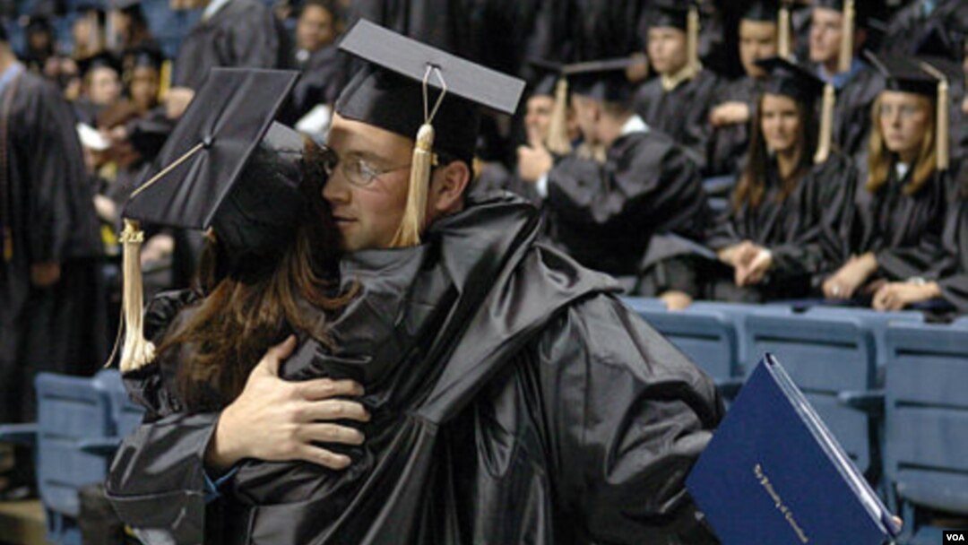 Mahasiswa di Amerika kini lebih tertarik pada jurusan ilmu sains, teknik dan matematika karena bisa menghasilkan lebih banyak uang dibandingkan humaniora (foto: dok).