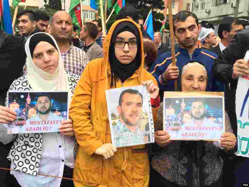 Milli Şura növbəti mitinqini keçirir