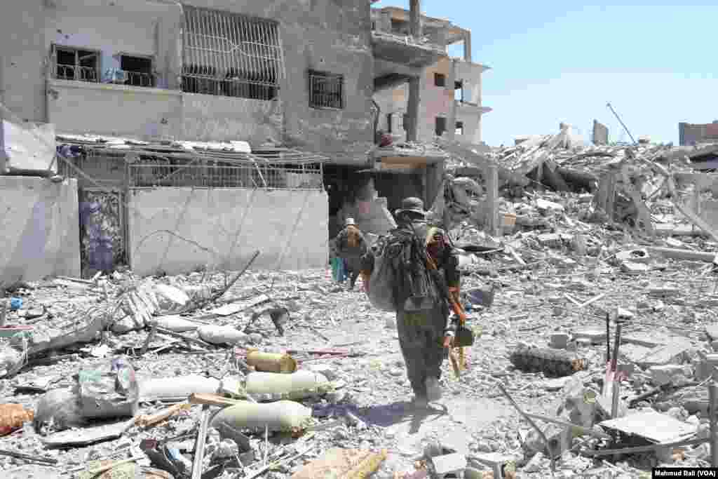 SDF Fighters in Raqqa